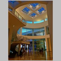 Richard Meier, Getty Centre, Los Angeles, photo by Codera23, Wikipedia.jpg